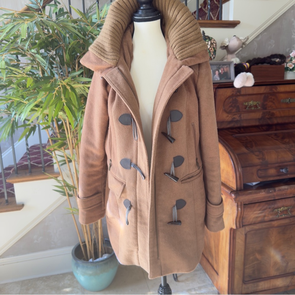 COLE HAAN ladies, long sleeve winter coat with hood, zip front size 10 - Picture 11 of 12